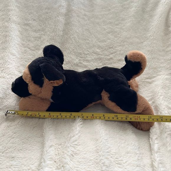 FAO Schwarz Lot Two Dogs Yellow Lab and Germans Shepherd 14” Plush Realistic Lay - Picture 6 of 7